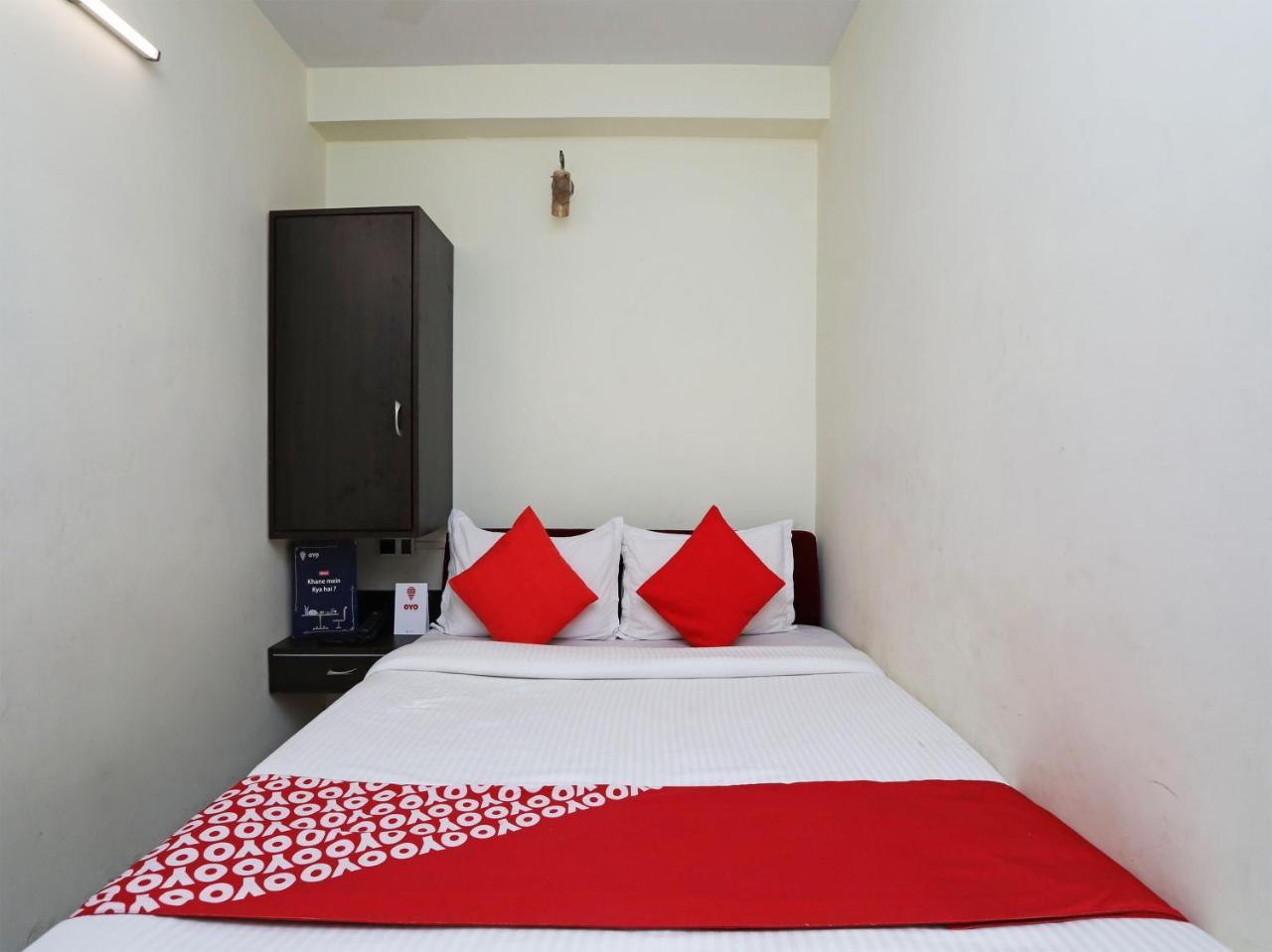 Oyo 13906 Vinita Inn Santragachi Екстериор снимка